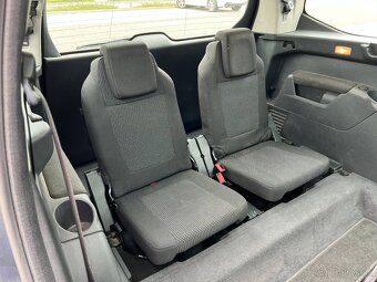 Peugeot 5008 1.6 HDi 80kw automat 7 míst panorama - 18