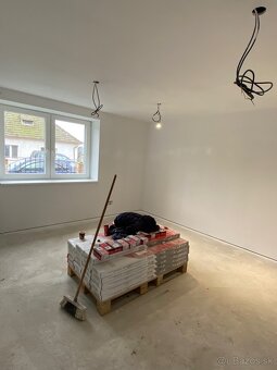 Stavebné práce a rekonštrukcie - 18