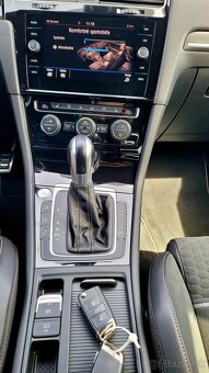 Volkswagen Golf 2.0 TDI-135kw GTD DSG - 18