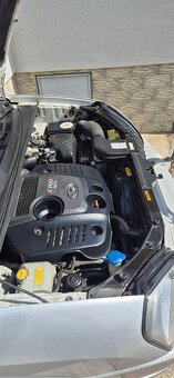 Hyundai Tucson 2,0 CRDi VGT - 18