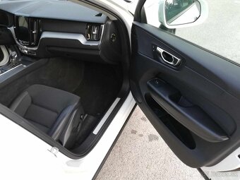 Volvo XC60, 140KW, A/T - 18