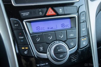 Hyundai i30 CW 1.6-CRDi, 94kW, M6 - 18