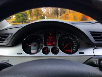 Volkswagen Passat B6 Highline Combi 2.0TDI automat - 18