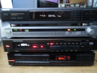 Sony, Grundig - 18