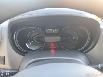 Renault Trafic 1,6dci 66kw manuál rok 2016 - 18