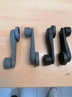 Kľučky, Páčky odistovania Kapoty Octavia1, Fabia1 - 18