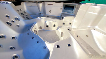 americká vírivka, whirpool, jacuzzi... model Dynasty SPA - 18