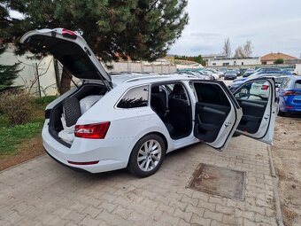 Škoda Superb Combi III 2.0 TDi DSG Ambition 150K (diesel) - 18