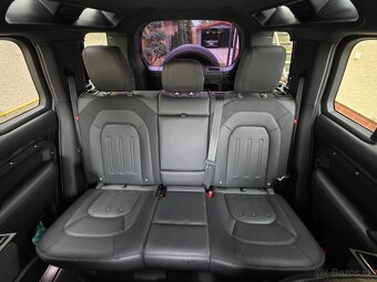 Land Rover Defender X-DYNAMIC HSE - 18