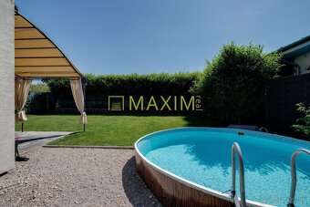 Rodinný dom v obci Hamuliakovo s bazénom - stačí sa len nasť - 18