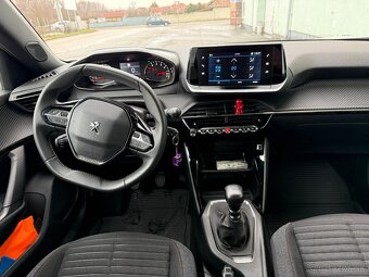Peugeot 2008 1,2 PureTech - 18