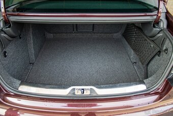 Škoda Superb 2.0 TDI 103 kW MT6 - 18