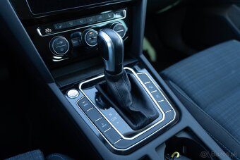 VW Passat Variant GTE TSI Hybrid - 360kamery,Ambient - 18