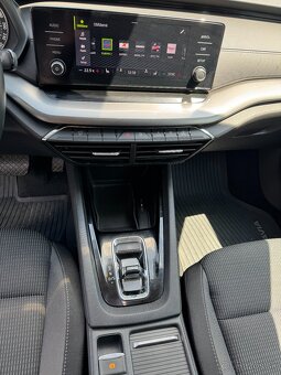 Škoda Octavia Combi 2.0 TDI Ambition DSG - 18