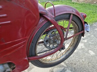 Jawa 550 Pařez - 18