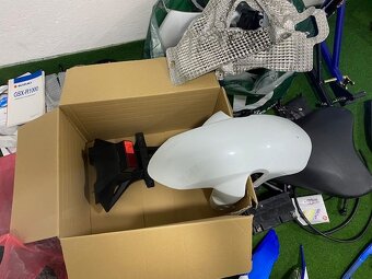 Predám Suzuki GSX-R 1000 K8 - na náhradné diely - 18