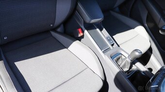 Škoda Octavia Combi 2.0 TDI SCR Ambition - 18