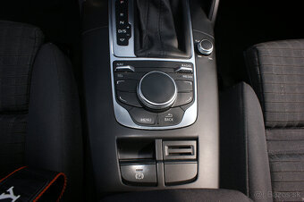 Audi A3 Sportback 2.0 TDI DPF 184k Ambiente quattro S tronic - 18