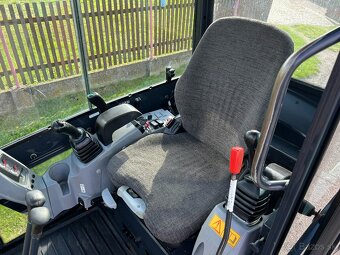 Minibagr Kubota KX019-4 hyd.podvozek / 2x lžíce - 18