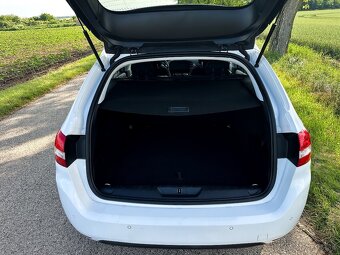 Peugeot 308 SW 1.6 BlueHDi Allure EAT6, FULL LED - 18