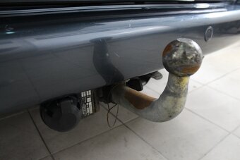 Volkswagen T5 Multivan 2.5 TDI 7 miest - 18