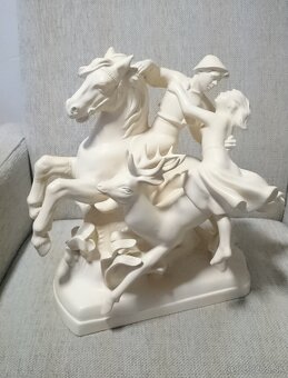 Retro keramické sošky -  Jihokera - 18