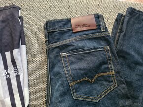 Panske jeansy Hugo Boss, tricko a mikina Hugo Boss - 18