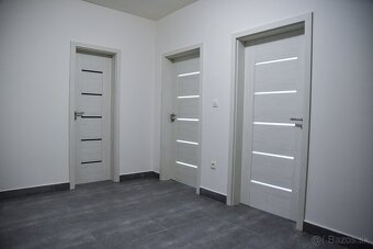 NA PREDAJ: 2izbový byt s výhľadom na majestátny Spišský hrad - 18