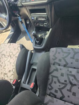 Volkswagen GOLF 4, 2.0 benzín - 18