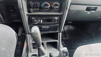 mitsubishi pajero - 18