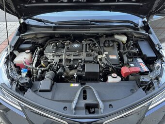 Toyota Corolla sedan 1.8 Hybrid e-CVT Comfort Tech Style - 18