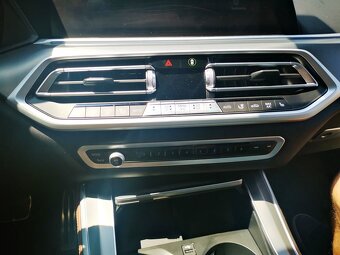 BMW X5 xDrive45e M Sport – 04/2022 - 18