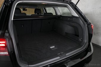 VW Passat Variant 2.0TDI 110kW Manual ACC Kamera LED Tažné - 18