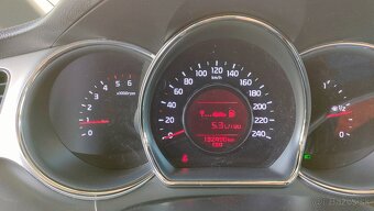 KIA ceed SW; diesel; manual; 2015/132000km - 18