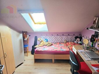 RODINNÝ DOM - PODLUŽANY - 4 IZBOVÝ -148 M2 NA POZEMKU 1049 M - 18