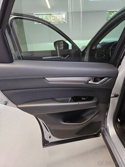 Mazda CX-5 2.0 Skyactiv-G160 Attraction 4x4 manuál ťažné - 18