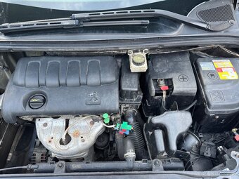 Peugeot 307 1.4 benzín 55kW 2005 nová stk/ek - 18