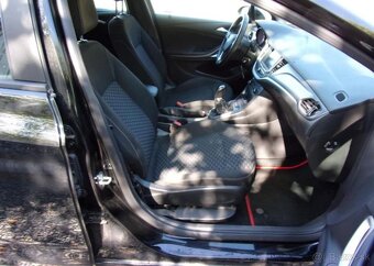 Opel Astra 1.4T92kW ENJOY 103000KM 2xKOLA benzín manuál - 18