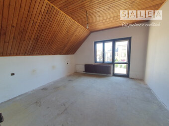 Exkluzívne Rodinný dom 6izbový + pozemok Veľké Kostoľany - 18