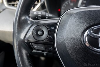 Toyota Corolla Combi 1.8 Hybrid - 18