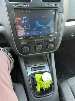 Predám Golf 5 , 1.4 Benzín 66kw - 18