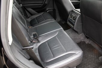 Volkswagen Touareg II 3.0 V6 TDI 240k, 2010 - 18