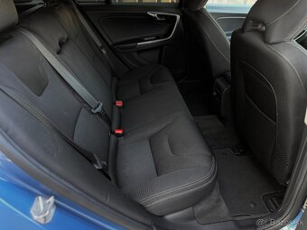 Volvo V60 D3 2.0L 150k Momentum Geartronic - 18