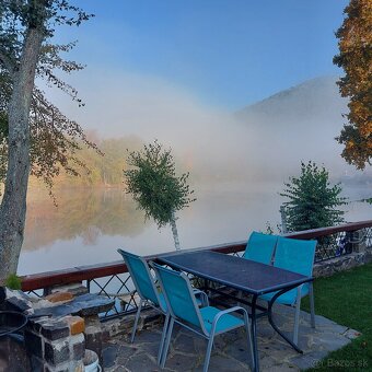 Chata pri Veľkom Kolpašskom jazere v obci Banský Studenec - 18