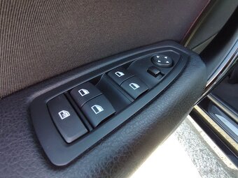 BMW 118d xdrive 2l 4x4 150hp - 18