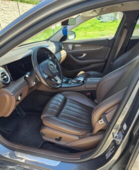 Mercedes  E220d - 18
