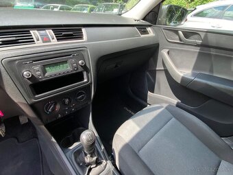 Škoda Rapid 1.2tsi 63kW klimatizace 2014 160tkm ČR STK 6/27 - 18