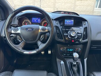 FORD FOCUS ST 2.0 T EXOBOOST BENZIN 184KW 250PS - 18