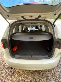 BMW 218D Gran Tourer - 18