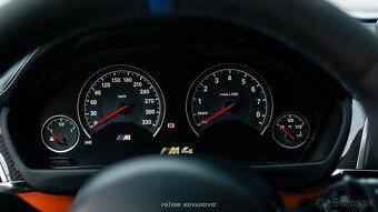 BMW M4 COMPETITION - 18